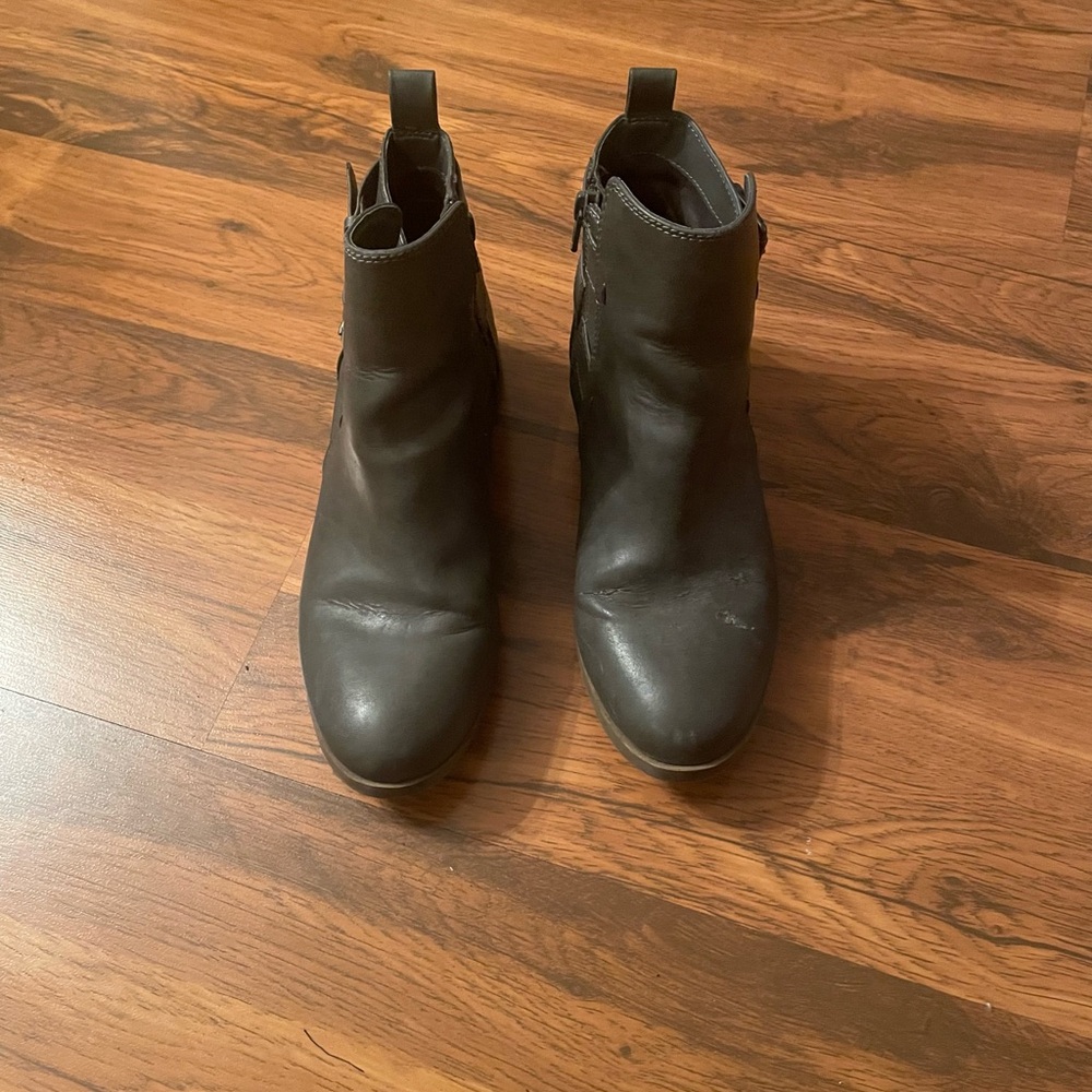 Old Navy Gray Ankle Booties Sleek Design